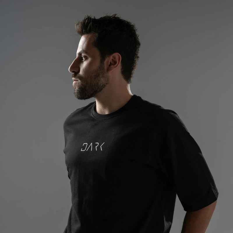 The Magic of 90s Vintage T-Shirts